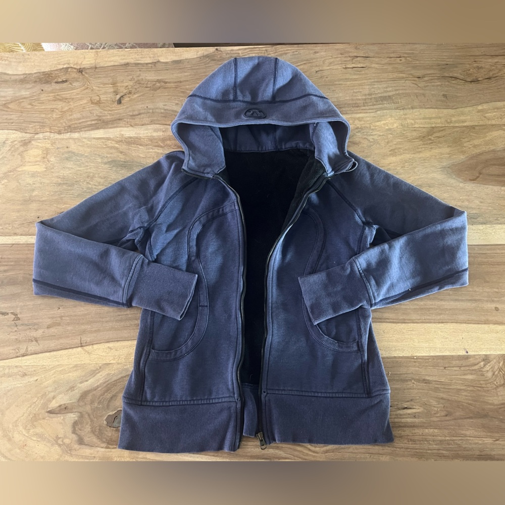 Lululemon Navy Blue scuba hoodie size 8